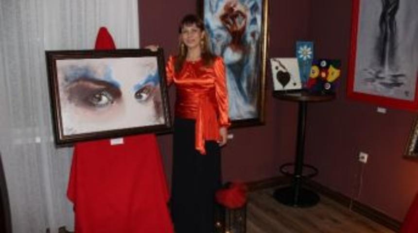 Dr. Ebru Celkan&rsquo;dan Resim Sergisi