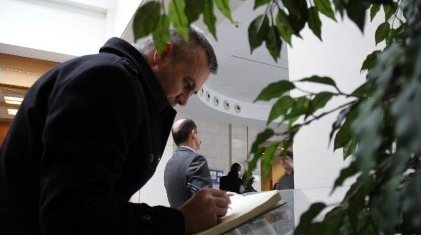 Devlet Bah&ccedil;eli Hastanede İstirahatini S&uuml;rd&uuml;r&uuml;yor