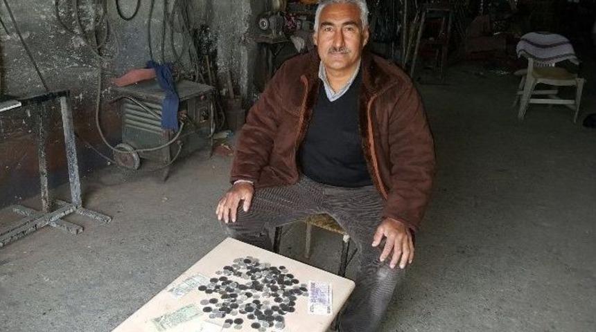 40 Yıldır Siftah Parası Biriktiriyor