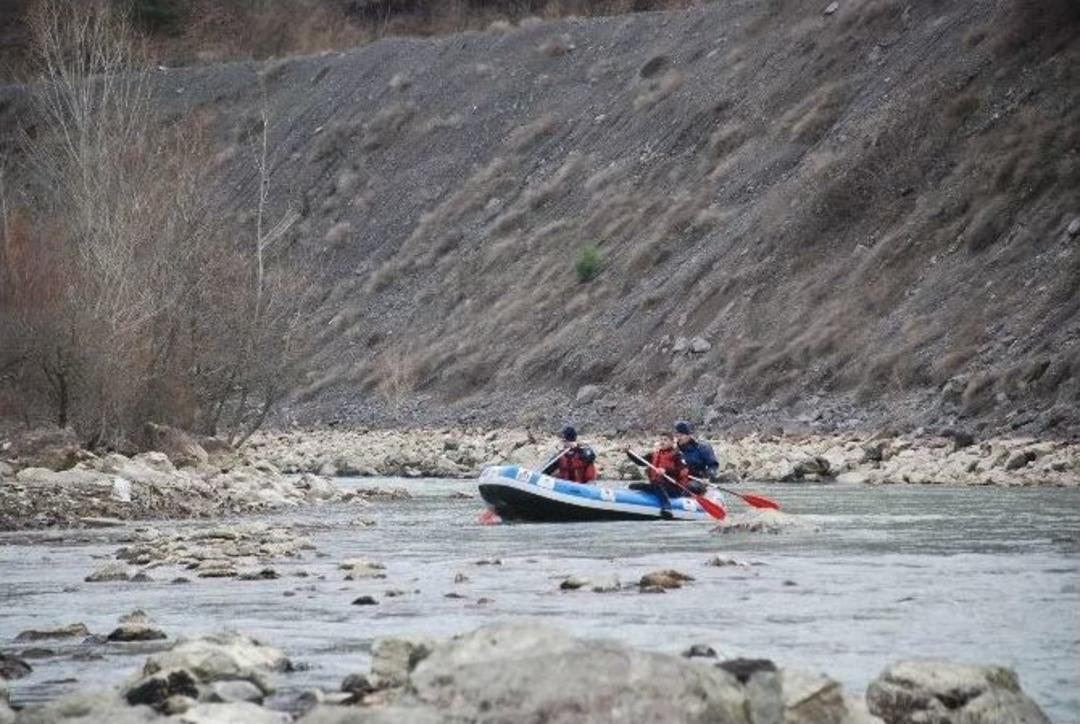 Kayıp İki &Ccedil;ocuk İ&ccedil;in Baraj Kapakları Son Kez Kapatıldı