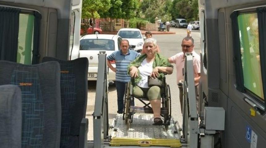 Konyaaltı&rsquo;nda &ldquo;evde Sağlık&rdquo; Bin Kişiye Ulaştı