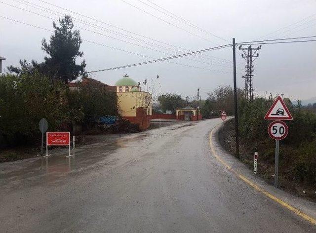 Büyükşehir’den Çarşamba’da Yol Çalışmaları