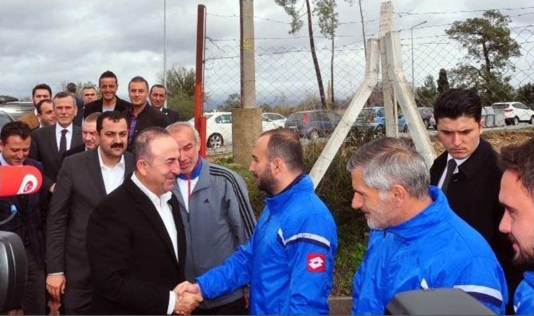 Dışişleri Bakanı &Ccedil;avuşoğlu&rsquo;ndan Manavgatspor&rsquo;a Tesis Ve Destek S&ouml;z&uuml;