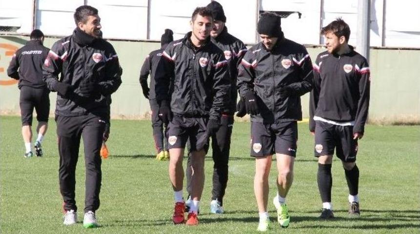 Adanaspor&rsquo;da G&ouml;zler Kupaya &Ccedil;evrildi
