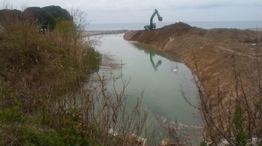 Dsi&rsquo;den Manavgat&rsquo;ta Taşkın &Ouml;nleme &Ccedil;alışması