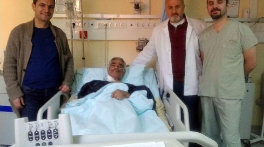 Karın Ağrısıyla Gittiği Hastanede Kanser Olduğunu &Ouml;ğrendi