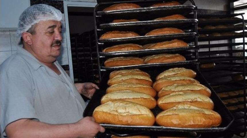 Korkuteli&rsquo;de Ekmeğe Zam Yok