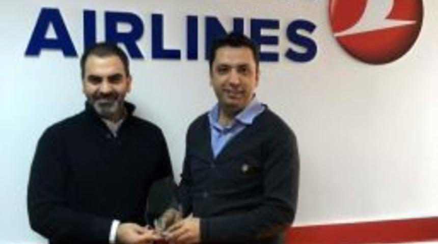 Kaptid&rsquo;ten Thy M&uuml;d&uuml;r&uuml; K&uuml;&ccedil;&uuml;k&rsquo;e Veda Ziyareti