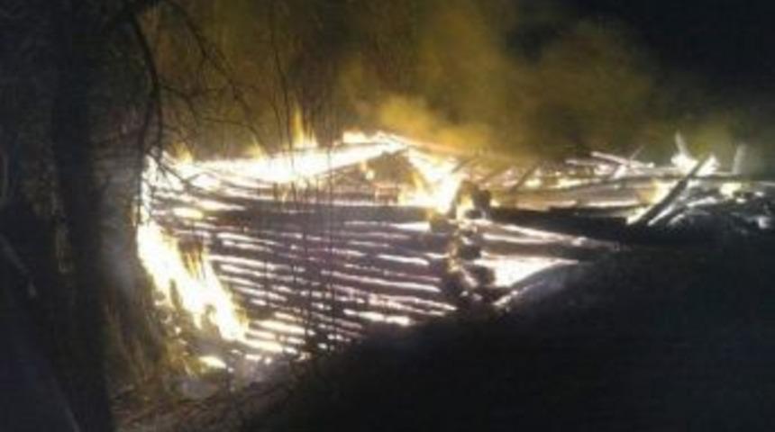 Azdavay&rsquo;da Samanlık Yandı