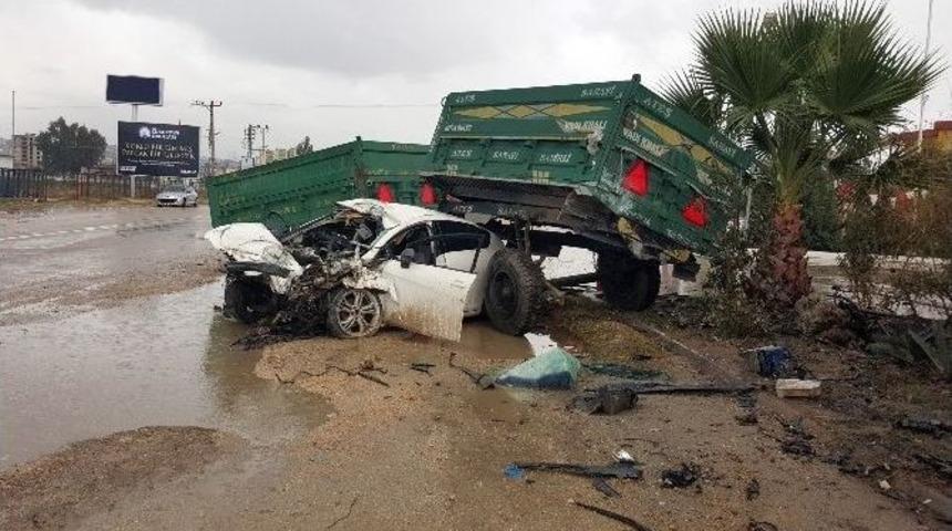 Nişanlı &Ccedil;ifti Kaza Ayırdı