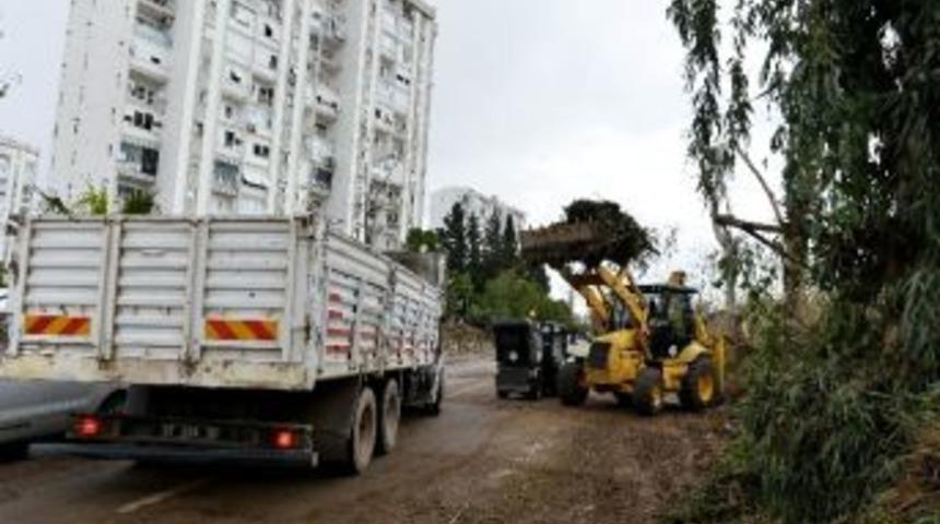 Muratpaşa Ekipleri 24 Saat G&ouml;rev Yaptı