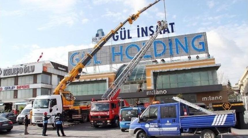 İbb Zabıta Ekiplerinden Bakırk&ouml;y&rsquo;de Dış Cephe D&uuml;zenlemesi