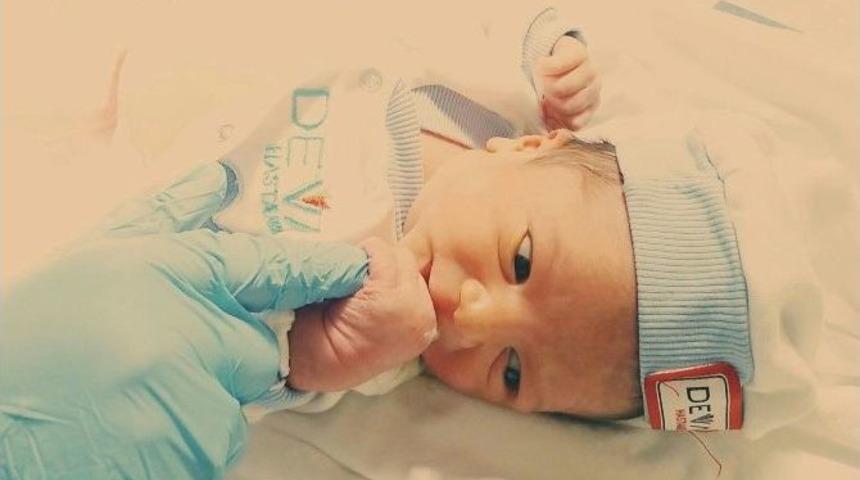 Deva, Yenidoğan S&uuml;nnetini &Ouml;neriyor