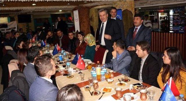 Ağrı’da “öğretmenlerimizin Okul Temelli Mesleki Yeterliliklerinin Geliştirilmesi Projesi” Tanıtım Yemeği