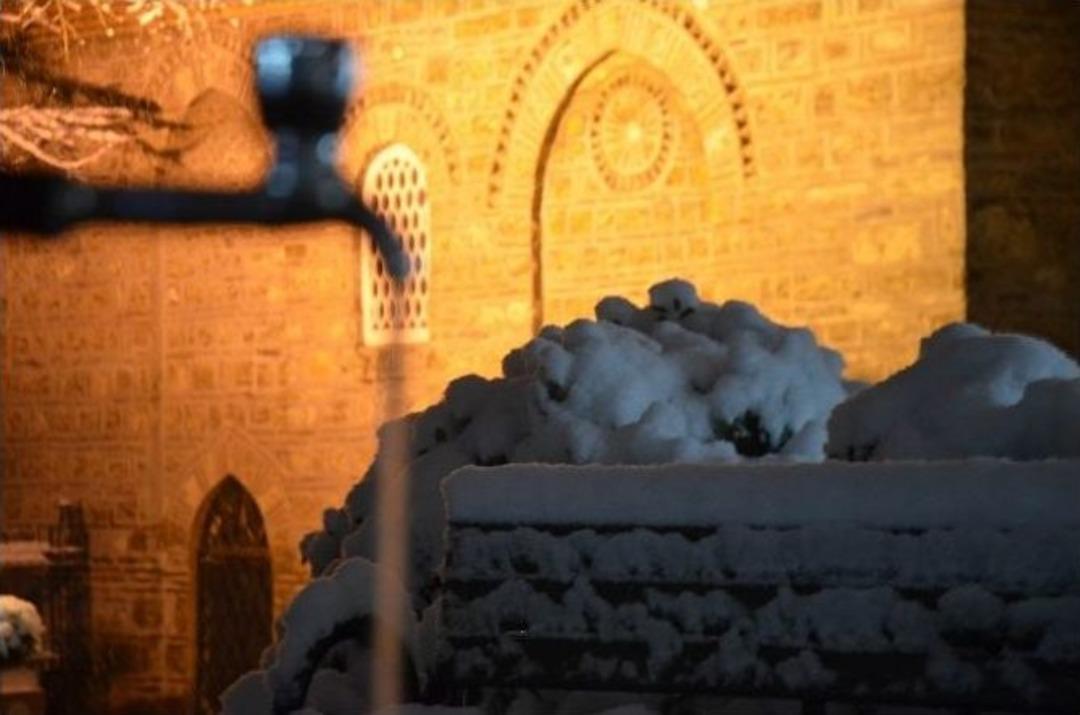 Bursa&rsquo;da Kar Yağışı Kartpostallık G&ouml;r&uuml;nt&uuml;ler Oluşturdu