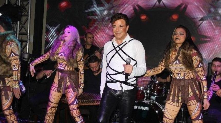 Beyaz Cennet&rsquo;de Fatih &Uuml;rek Şov