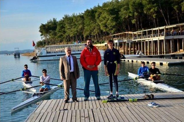 U19 Erkek Kürek Milli Takımı Adana’da Kamp Yapıyor