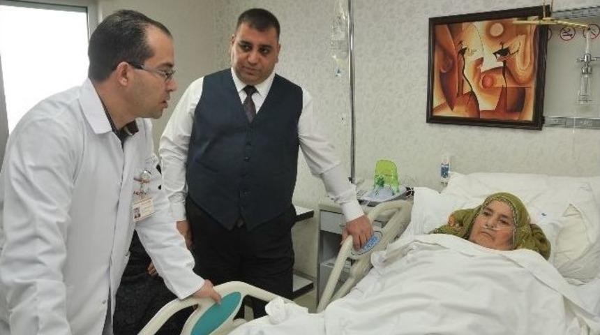 Başkan Can Annesinin Başucundan Ayrılmıyor