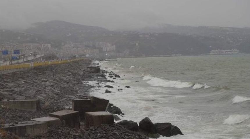Trabzon&rsquo;da Hava Sıcaklığı 1 G&uuml;n Arayla 17 Derece Birden D&uuml;şt&uuml;
