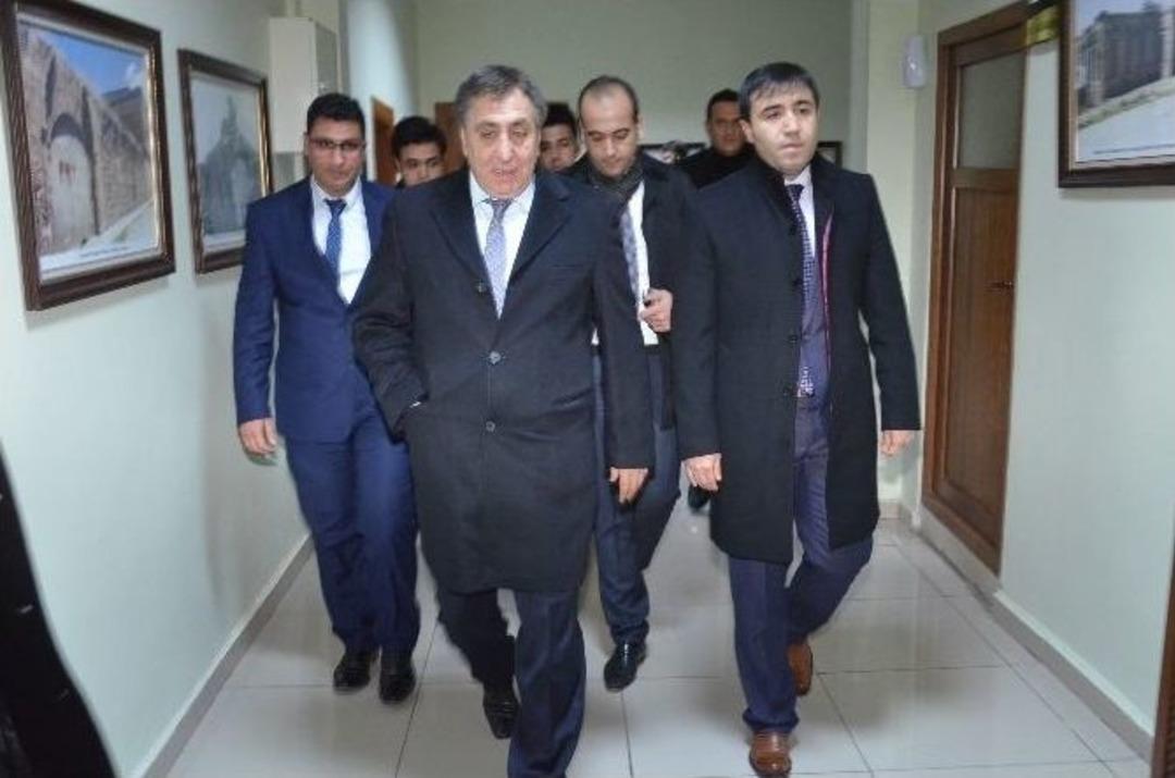 Ak Parti Genel Başkan Yardımcısı Şahin, Viranşehir&rsquo;de