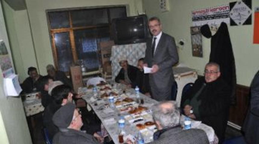 Mobil Başkan Vatandaşın İsteklerini Dinliyor