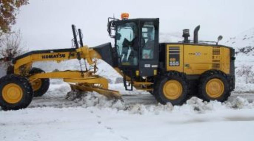 Adıyaman&rsquo;da Ulaşıma Kapalı K&ouml;y Yolları