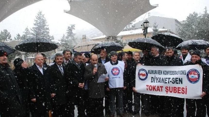 Tokat&rsquo;ta, &lsquo;diyanetime Dokunma-diyanetine Sahip &Ccedil;ık&rsquo; Eylemi