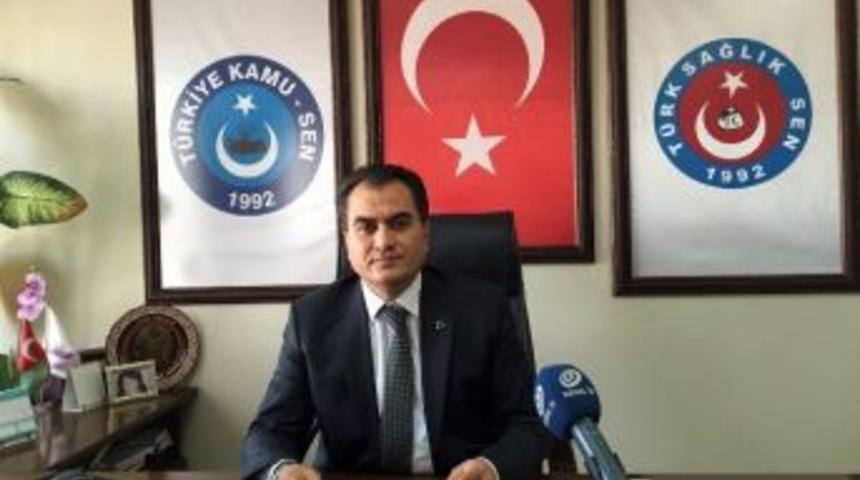 Akademisyenlere Tepki