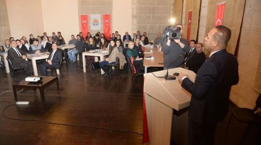 B&uuml;y&uuml;kşehir Personeline Proje &Uuml;retme Eğitimi