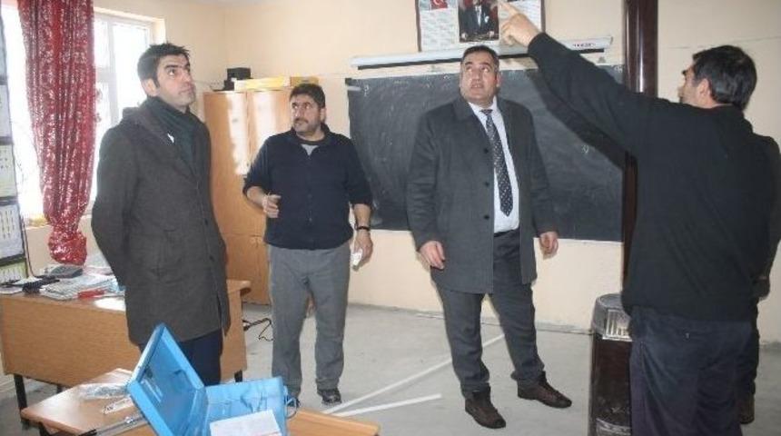 M&uuml;d&uuml;r Bozyel Okulları İncelendi