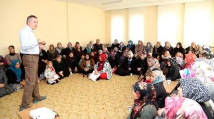 Yetim Ailelerine &rsquo;vizyoner Kimlik&rsquo; Semineri