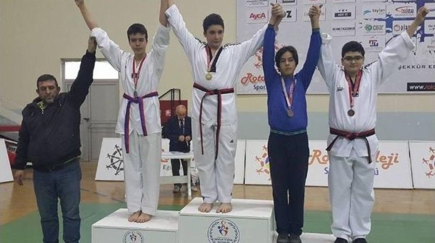 Fo&ccedil;a&rsquo;nın Taekwondocuları T&uuml;rkiye Şampiyonasına Katılacak