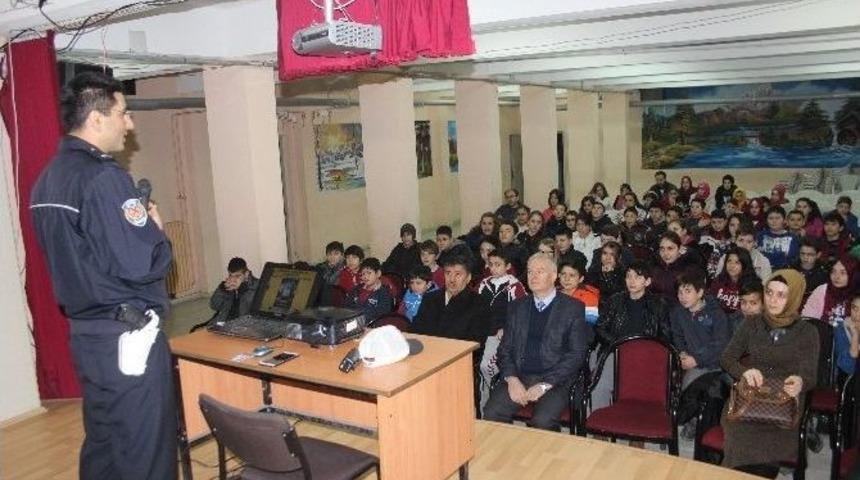 &Ouml;ğrencilere &lsquo;trafik&rsquo; Semineri