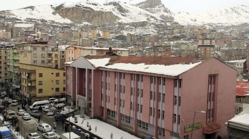 Hakkarili Huzur İstiyor