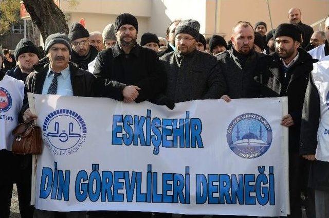 Diyanet’e Yapılan Saldırıları Protesto Ettiler