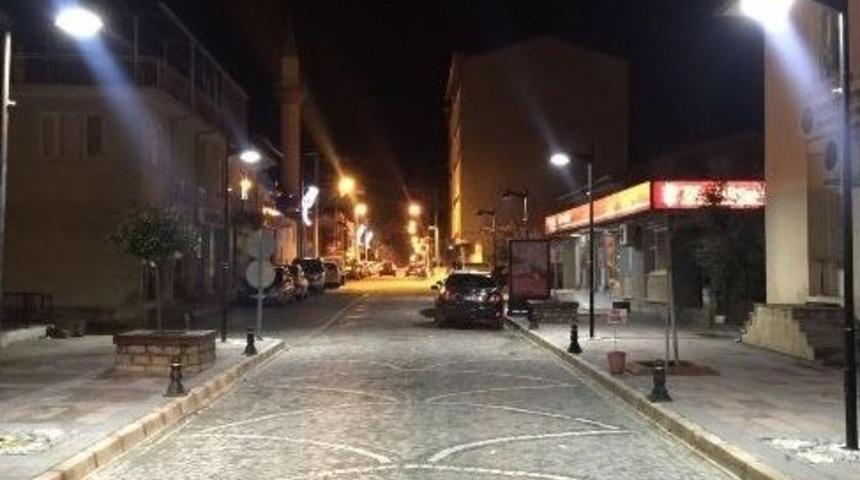 Selendi&rsquo;ye &Ccedil;evre Dostu Aydınlatma