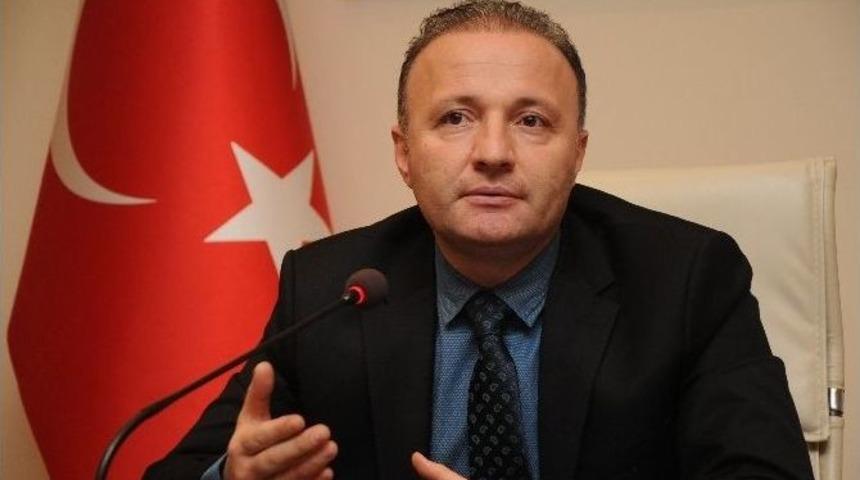 Akdeniz &Uuml;niversitesi Rekt&ouml;r Vekili &Uuml;nal&rsquo;dan Bilim İnsanlarına Teşekk&uuml;r