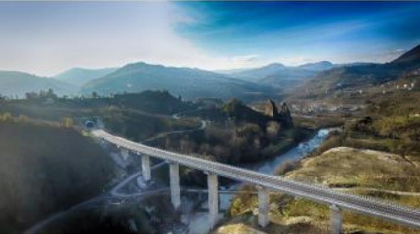 2015’te Yatırımlar Hız Kesmedi