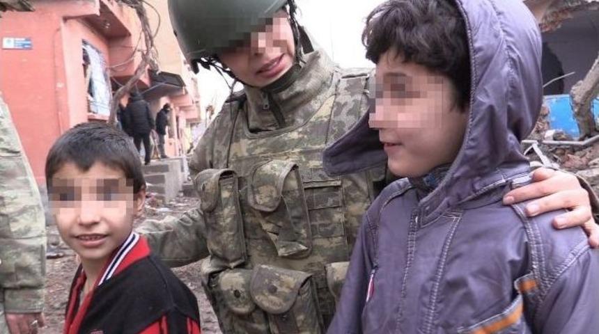 &rsquo;tsk&rsquo;nın Kadın G&uuml;c&uuml;&rsquo;nden, Ter&ouml;r Mağduru Miniklere Şefkat Eli