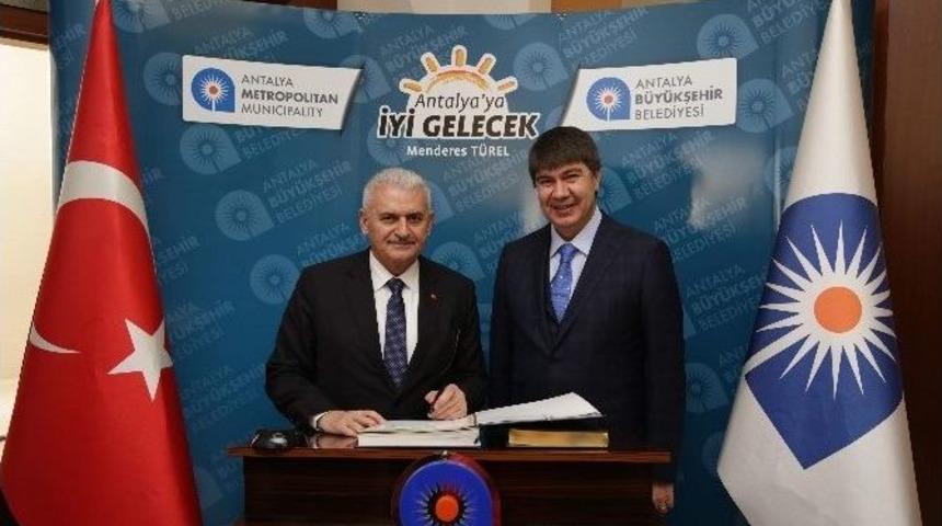 Bakan Yıldırım: "13 Yılda Antalya&rsquo;ya 5 Milyar Tl Yatırım Yaptık"