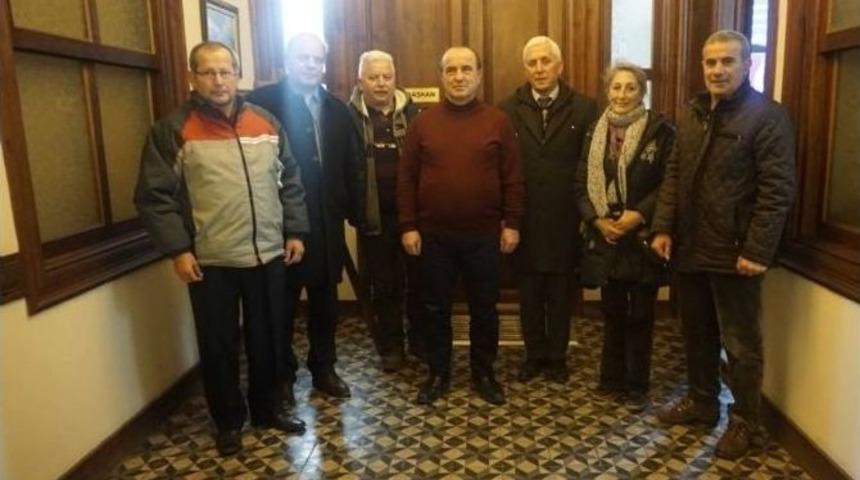 İnebolu K&uuml;lt&uuml;r Sanat Derneği Başkan Uzuner&rsquo;i Ziyaret Etti