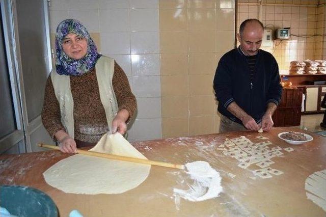 Aşevinde ’yöresel Tatlar’ Günü