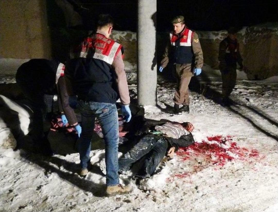 Sokakta Av T&uuml;feğiyle Vurularak &Ouml;ld&uuml;r&uuml;ld&uuml;