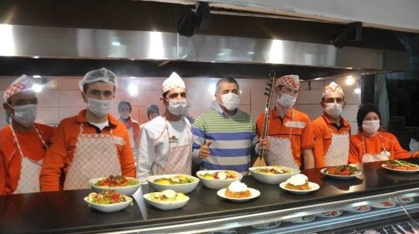 Ünlü Türkücü Domuz Gribi İçin Türkü Yazdı...(özel Haber)