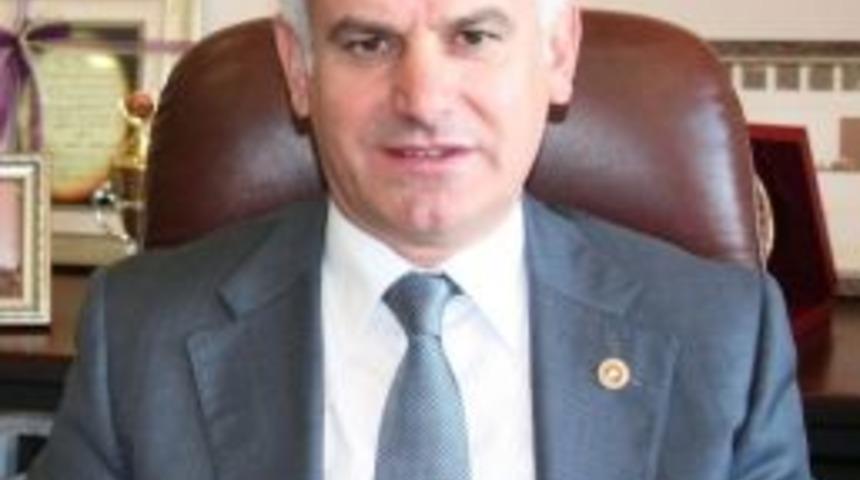 &Ccedil;alışma İzni Verilen Suriyelilere En D&uuml;ş&uuml;k 1300 Lira Verilecek