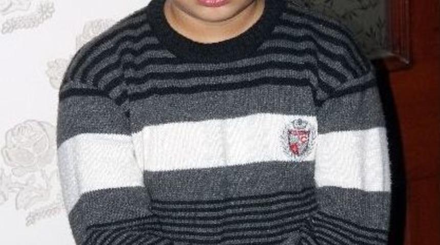 Sahte Polis, Hakimin 10 Yaşındaki Yeğenini Dolandırdı