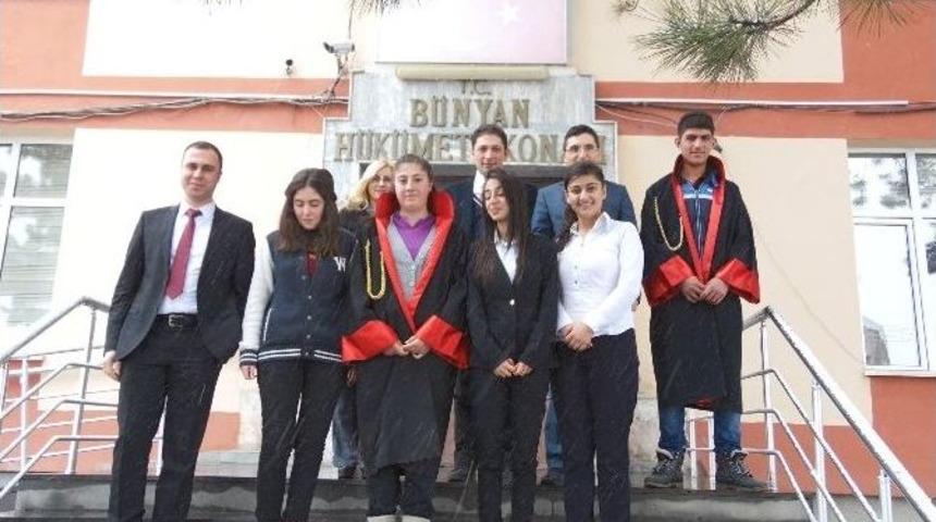 B&uuml;nyan &Ccedil;pl&rsquo;den B&uuml;nyan Adliyesine Ziyaret