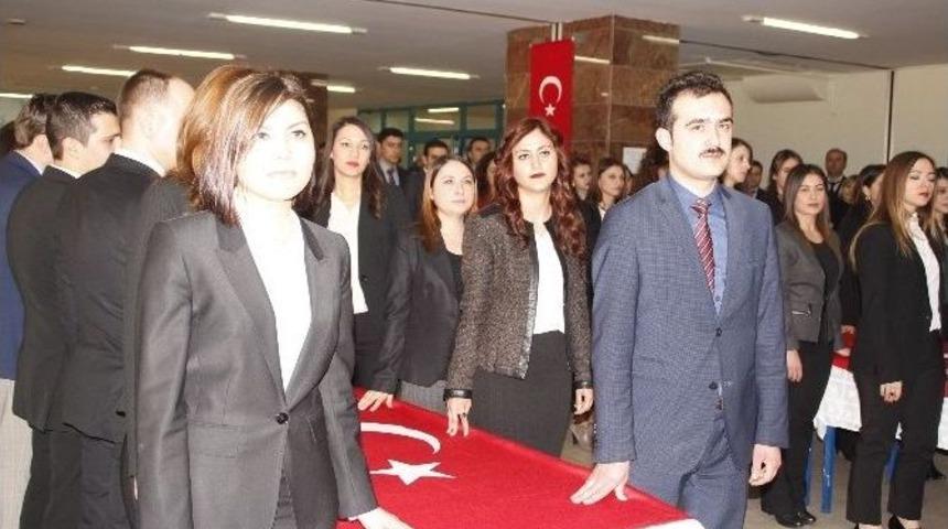 Vergi Dairesinde Aday Memurlar Yemin Ederek G&ouml;reve Başladı