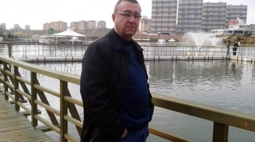 Avukat Annesini &Ouml;ld&uuml;rd&uuml;