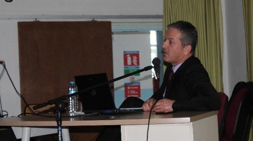 Tosya&rsquo;da Eğitim Bilişim Ağı Semineri D&uuml;zenlendi